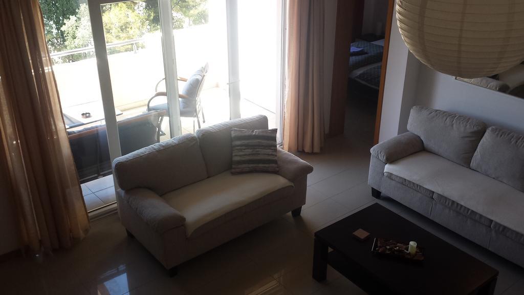 Apartments Villa Natali - Heating Pool Трогир Екстериор снимка